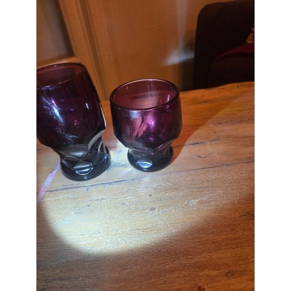Set 2 Viking Amethyst Purple Georgian Glasses Honeycomb 1 tall 1 short - Picture 7 of 7